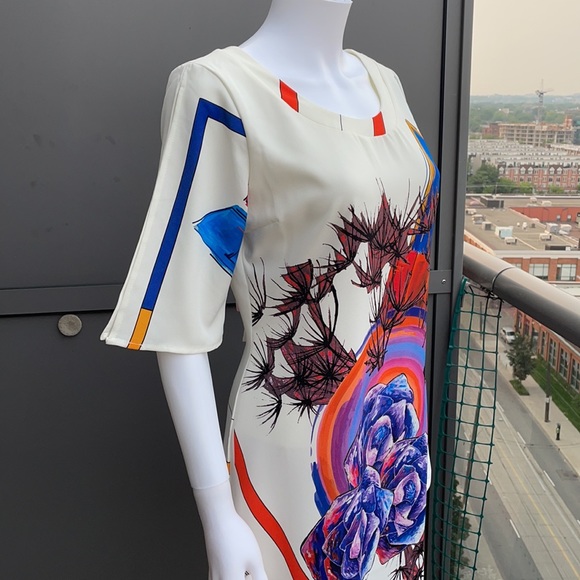 Save the Queen  Dress  Size L - Picture 14 of 16